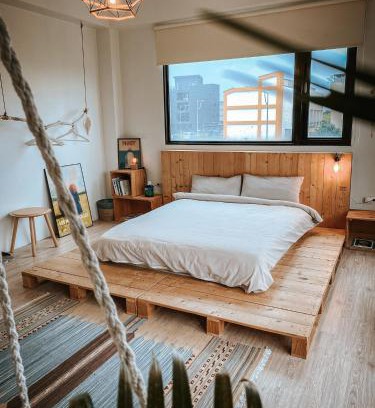 Toucheng Haus | 白木宿客WoodWhite House