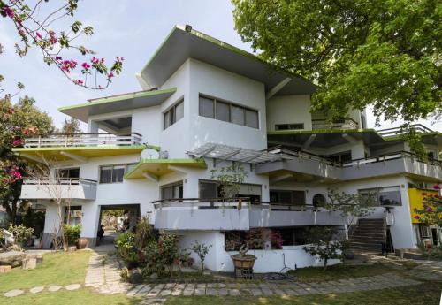 Caotun Haus | 耕雲齋