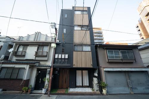 Shinsekai Wohnung | 通天閣悅庭蘭舍