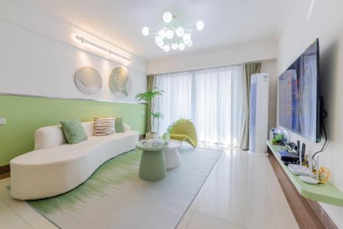 Liwan Wohnung | 黄叔雅居3 Uncle Huang s mansions No3 荔景华邸