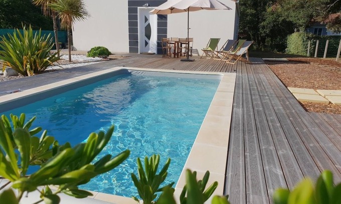 Chaillot Haus | 008 - Hübsche moderne Villa mit Pool