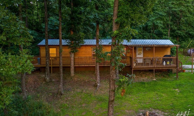 Compton Haus | 010) The View 9594022