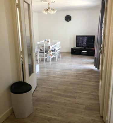 Noisy-le-Grand Wohnung | 02 Bedrooms-Paris-Disneyland-Parking-RER A 3'