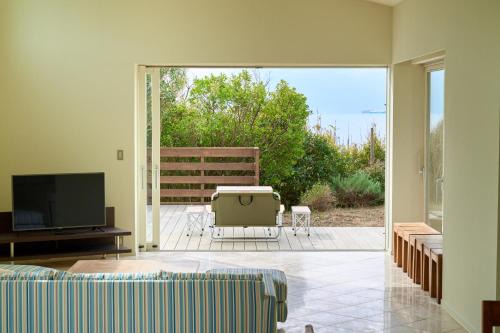 Futtsu Villa | 1日1組限定1棟貸し別荘 RivageBlue