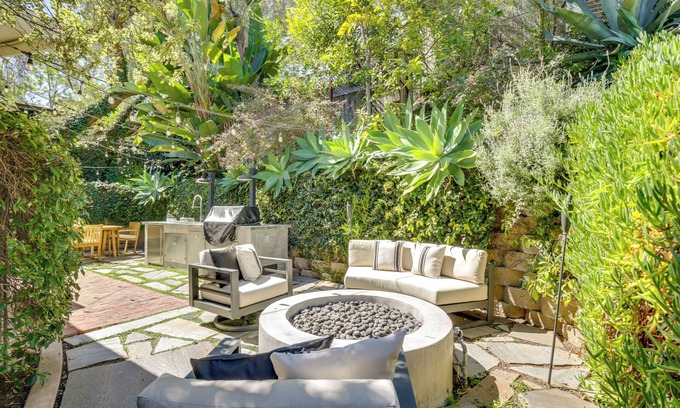 South Park Hütte | 1/2 Mi to Balboa Park: Cottage w/ Private Yard!