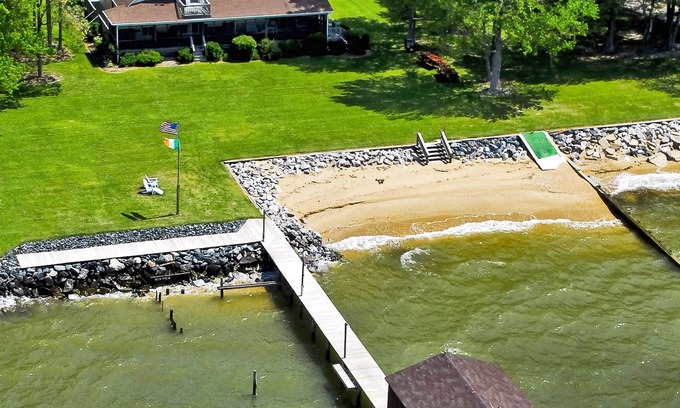 Piney Point Haus | 1. 5 Stunden von D. C. - No Bay Bridge - Hallenbad - Privatstrand