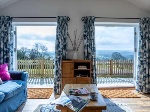 Axminster Haus | 1 Bed in Axminster 82604