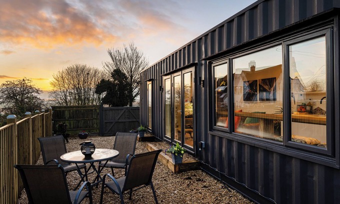 East Ilsley Hütte | 1 bedroom accommodation in East Ilsley