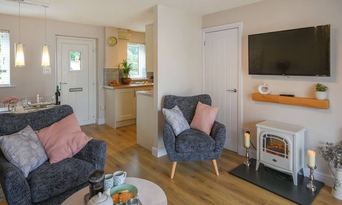 Montgomery Hütte | 1 bedroom accommodation in Montgomery, near Welshpool