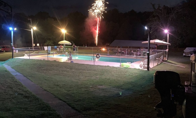 Oakland Kabine | 1 Bedroom Lake getaway