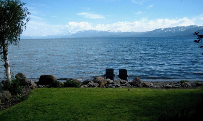 Lake Forest Eigentumswohnung | 1 Bedroom Tahoe Lakefront - Steps to the water