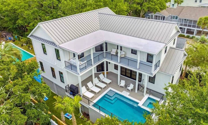 Isle of Palms Haus | 1 block to Beach, Private Pool, Pickleball, LSV Golf Cart