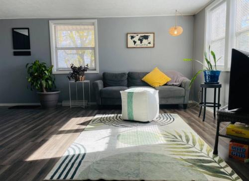 Nappanee Wohnung | 1 BR Cozy Apartment with Fire Pit Short walk to town