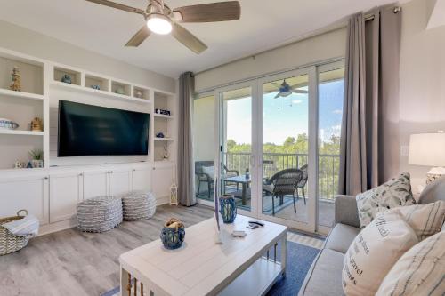 Ruskin Haus | 1 Mi to Beach Coastal-Zen Ruskin Retreat!