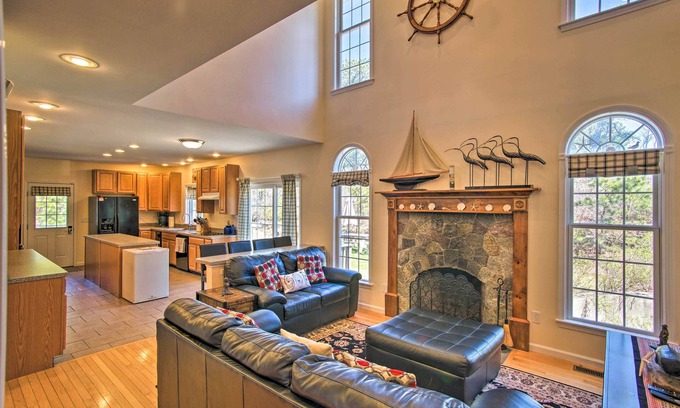 South Chatham Hütte | 1 Mi to Beach: Home w/ Fire Pit & BBQ in Cape Cod!