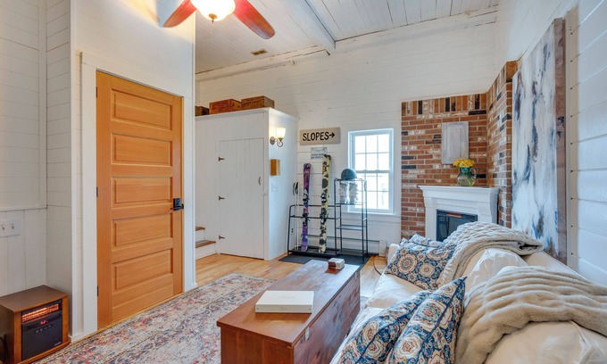 North Conway Wohnung | 1 Mi to Cranmore Mountain: Charming Conway Apt!