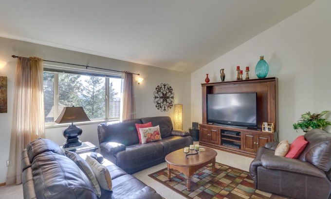 Bigfork Haus | 1 Mi to Flathead Lake Bigfork Village Retreat
