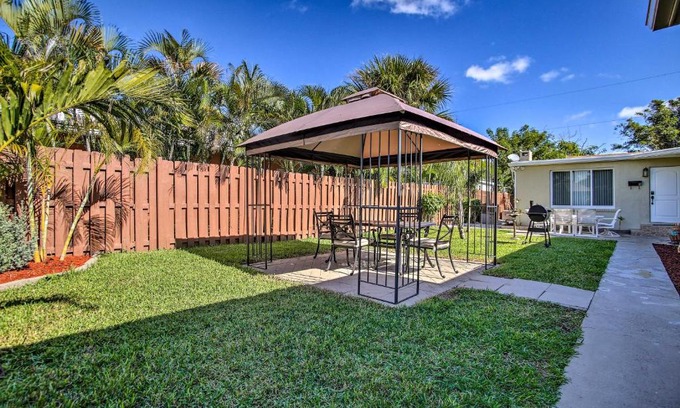 Pompano Beach Haus | 1 Mi to Oceanfront Fun Pompano Beach Retreat!