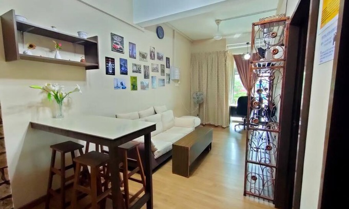 Teluk Intan Haus | 1 MINUTES TO TOWER SENTRAL INTAN HOMESTAY 6 ROOMS