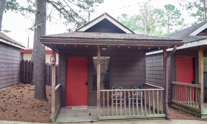 Ramer Wohnung | 1 rm cabin, shared bth house, at Kick Back Ranch.