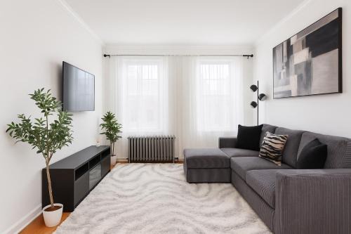 Weehawken Wohnung | 10 Min to NYC Quiet 1BR Flash Deal June 22 to 25