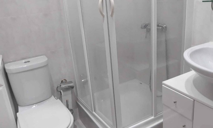 Rates Wohnung | 10 minutes from the ocean