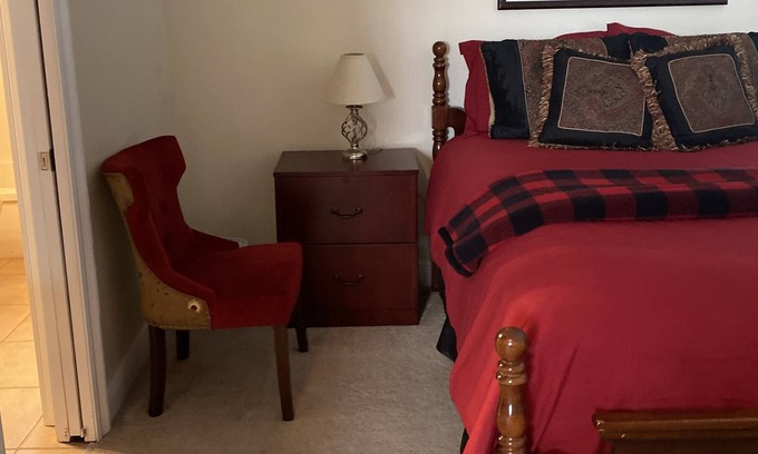 Read Boulevard East Haus | 10 minutes to downtown French Quarters in New Orleans, LA