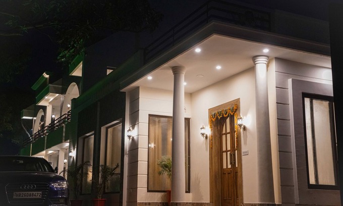 Greater Noida Haus | 10 minutes to Jim Corbett National Park ! Walk in River side !Pet Friendly