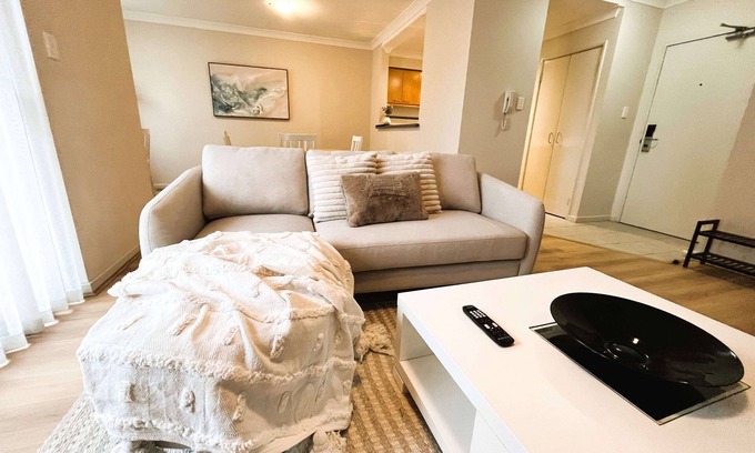 Perth Central Business District Wohnung | 10 Relaxing Resort Pkg+Pool+Gym 2BR 2BA