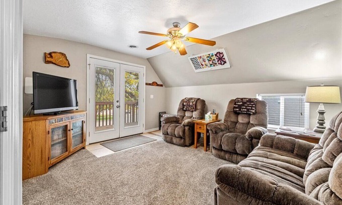 Nampa Wohnung | 100Mbps°Smart TV°Full Kitchen°Self Check-In°W/D