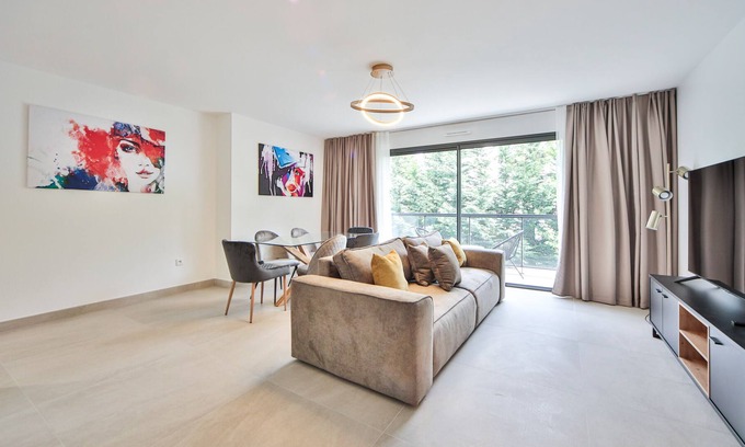 La Varenne Saint-Hilaire Wohnung | 102 71-Apartment-Ensuite Dusche-Balkon