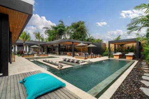 Melayang Villa | 10BR Laia & Naiba by BaliSuperHost