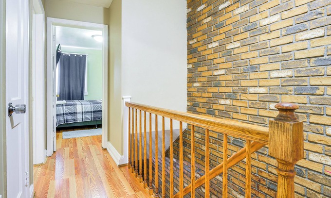 Middle River Haus | 11 Mi to Downtown Baltimore: Middle River Townhome