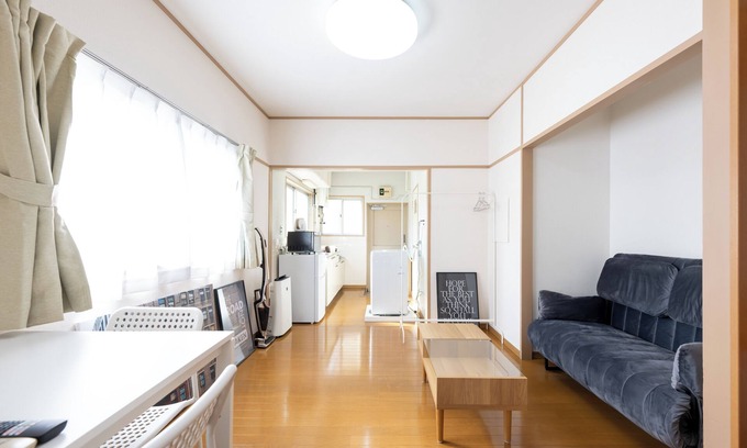 Kamiogi Wohnung | 11 minutes on foot from Ogikubo ★ Free Pocket WIFI, 2 double beds, 6 person room!No transfer along Chuo /Sobu Line (Shinjuku /Nakano /Kichijoji /Tokyo) Marunouchi Line (Ikebukuro /Shinjuku /Ginza /Korakuen)