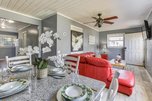 Lakeview Jefferson County Wohnung | 12 Mi to Lake Access Port Arthur Apt with Yard