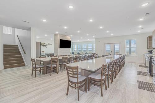 Crescent Beach Haus | 1209 S Ocean by Together Resorts
