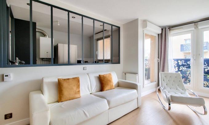 Montevrain Wohnung | 123home- Suite & spa XL