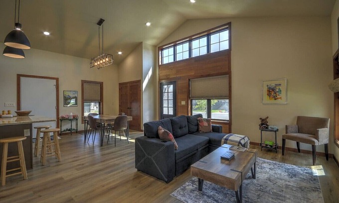 Red Lodge Haus | 13 Alpine Basin Loop