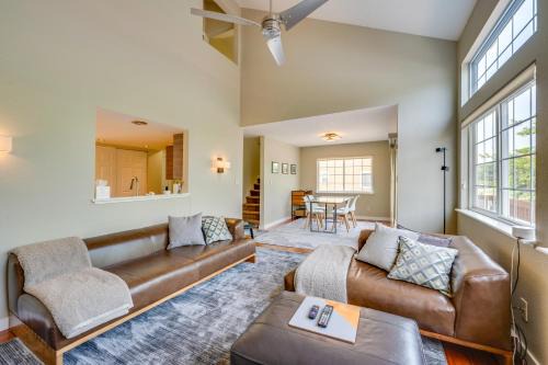 Arvada Haus | 13 Mi to Dtwn Denver Arvada Townhome with Deck