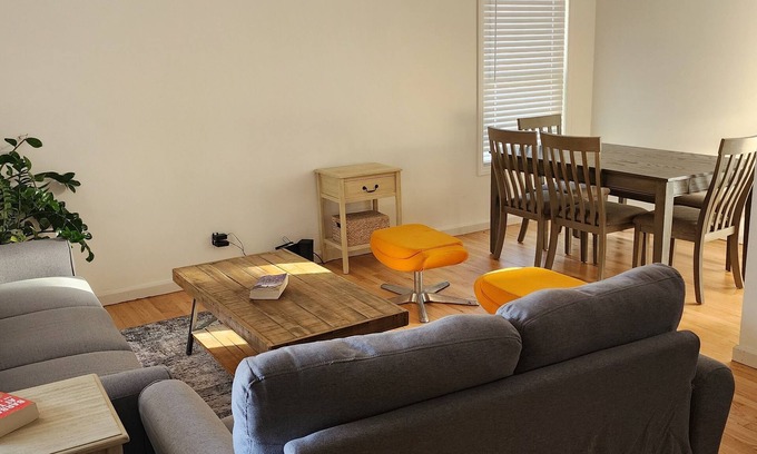 Rancho Dominguez Haus | 13 mil from lax and beaches. 11 miles from the forum and sofi. close to many.