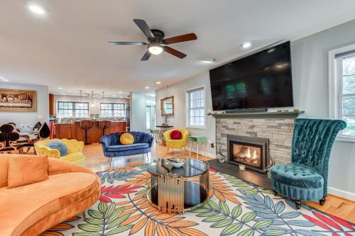 Colesville Haus | 14 Mi to DC Retreat with Patio and Sunroom!