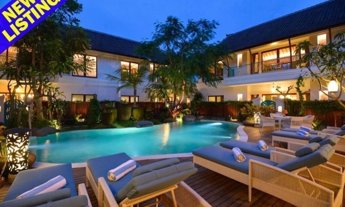 Kesiman Haus | Private Villa mit 14 Schlafzimmern für große Gruppen in Sanur