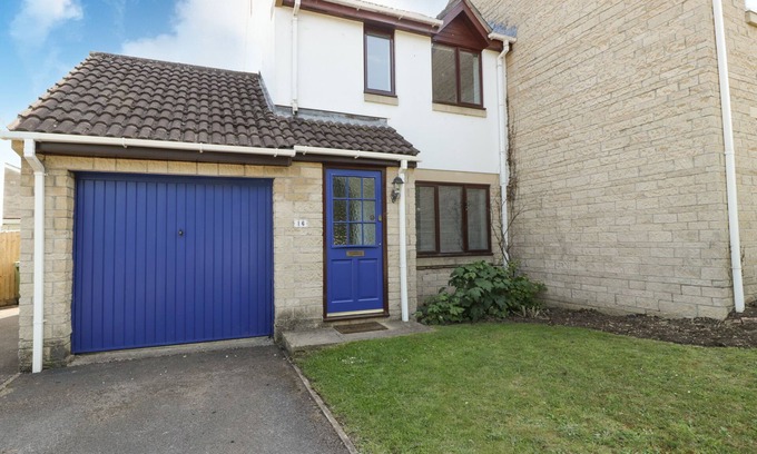 Bradford-on-Avon Hütte | 16 MYTHERN MEADOW, pet friendly, with a garden in Bradford-On-Avon