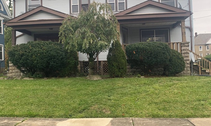 Niles Haus | 17 Hearts: A Home Away From Home.