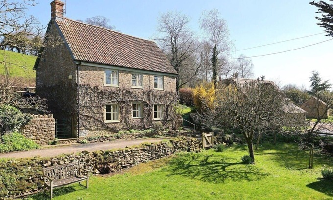 Pointington Haus | 18th Century Cottage in Heart of Dorset