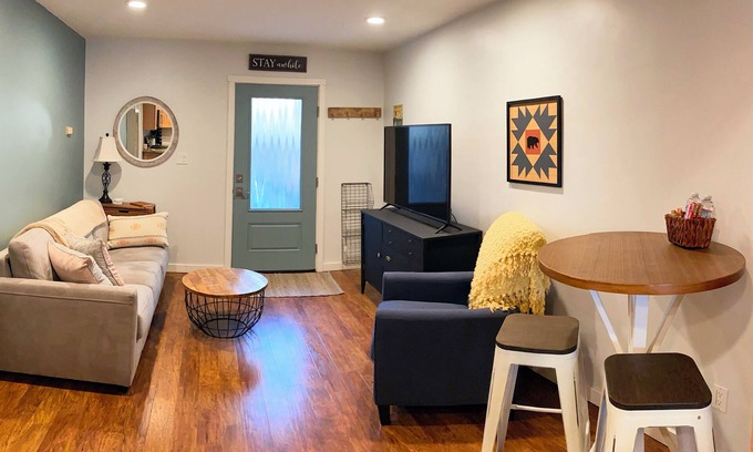 Kings Beach Haus | 1BD/1BA home 5 min walk to beach, bars and food.