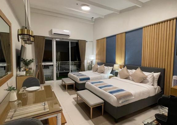 Nasugbu Wohnung | 1BD 1BA PENTHOUSE 2X QUEEN