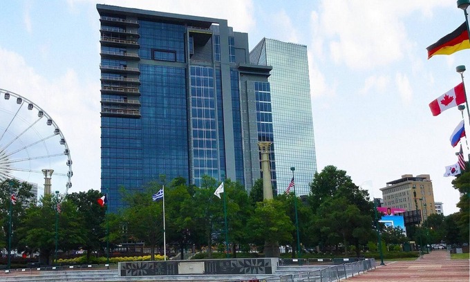 Downtown Atlanta Resort | 1BD/Atlanta - Downtown w/Rooftop Pool and Pool Bar!