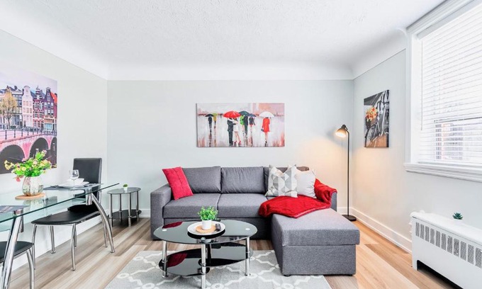 Hamilton Wohnung | 1BR Apt with King Bed & Netflix-Near Downtown