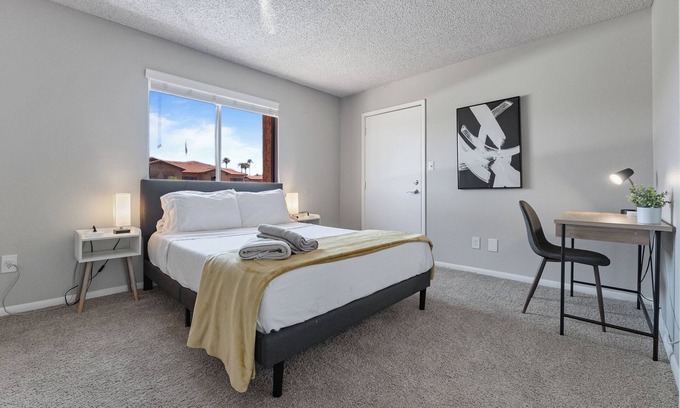 Mesa Wohnung | 1BR - Gym - Pool - Great For Mid/Long Stays